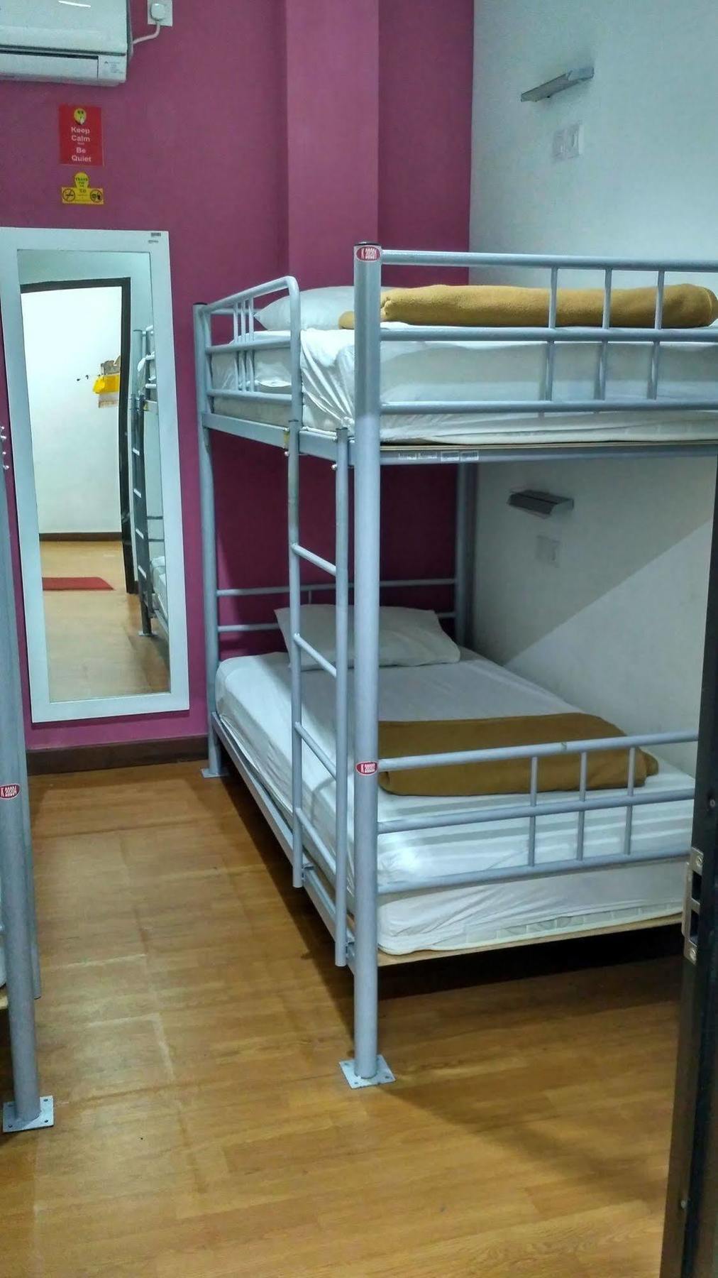 Cx Hostel Kuta Raya Esterno foto