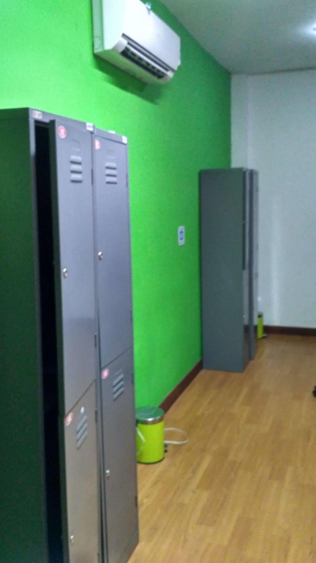 Cx Hostel Kuta Raya Esterno foto
